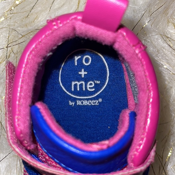 Ro+Me by Robeez | Burgandy & Blue | 6-12 months walking shoes - Picture 6 of 9